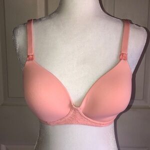 NWOT Bravado Peach Maternity/Nursing Bra